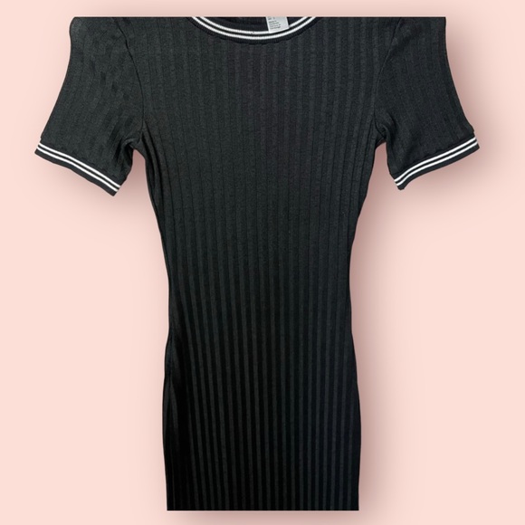 H&M Dress - Picture 6 of 8